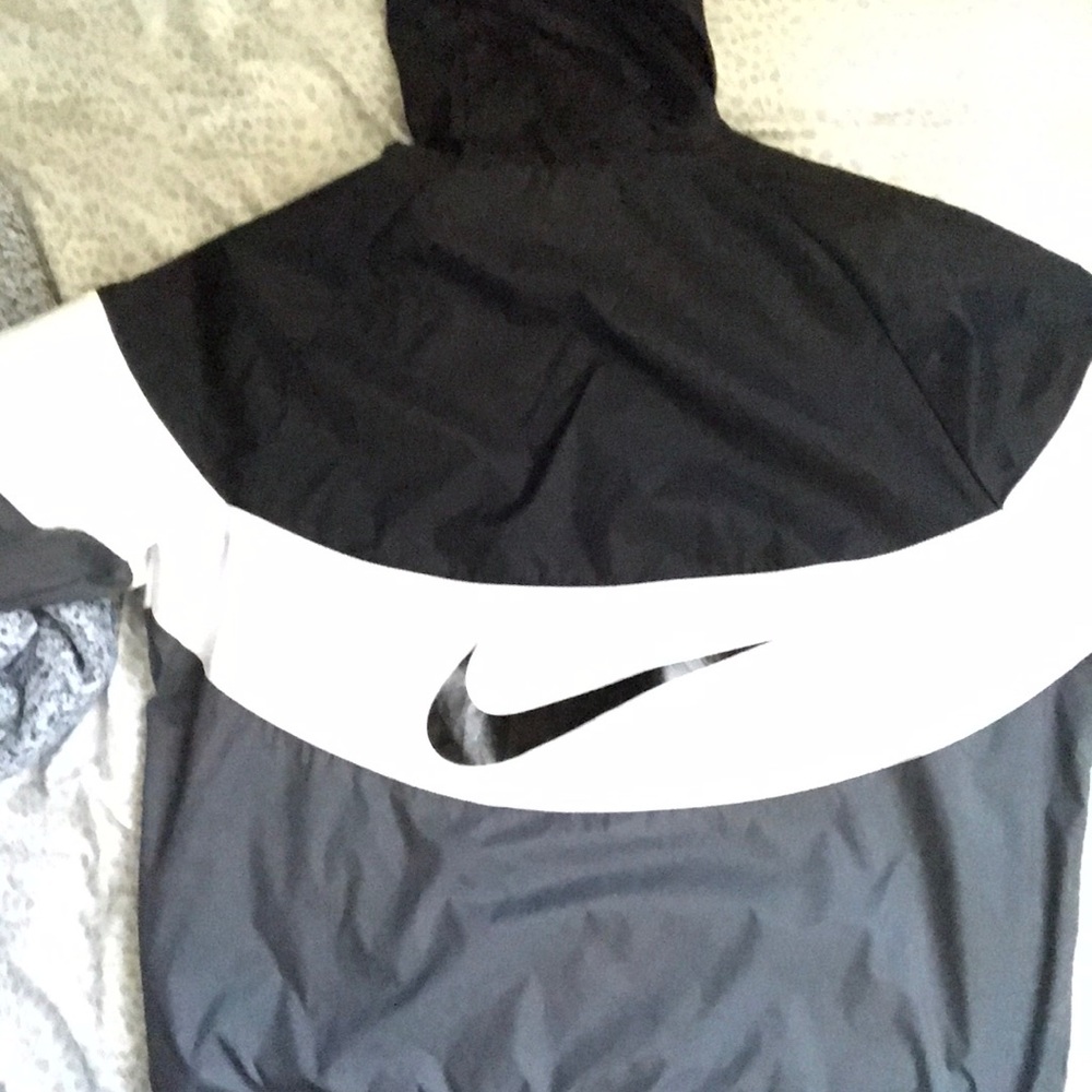 NIKE DRI-FIT SUIT